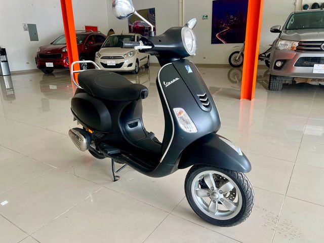 2019 Vespa 150 150cc Vespa 150cc Solo 1500 kms - 22846794 - 1