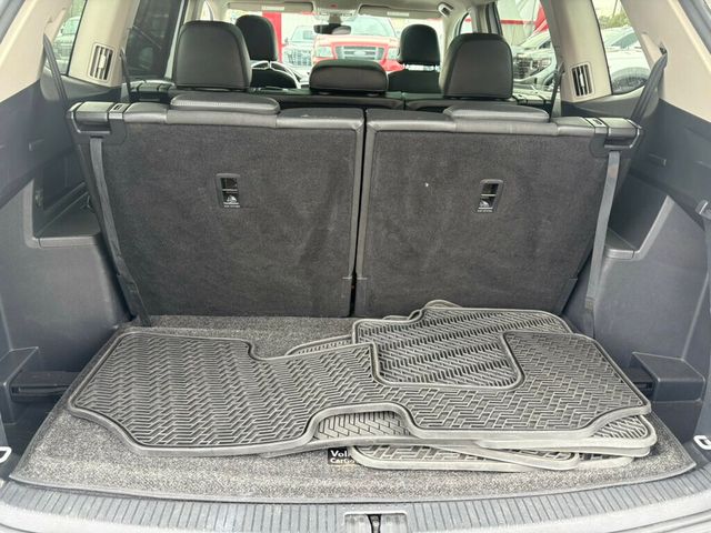 2019 Volkswagen Atlas LocalTrade/R-Line/4-Motion/V6/HeatedFrontSeats/BackupCamera - 22936557 - 22