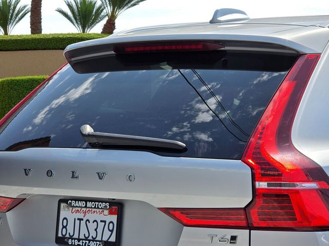 2019 Volvo XC60 T6 AWD Momentum - 22904172 - 10