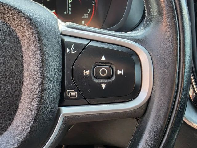 2019 Volvo XC60 T6 AWD Momentum - 22904172 - 33