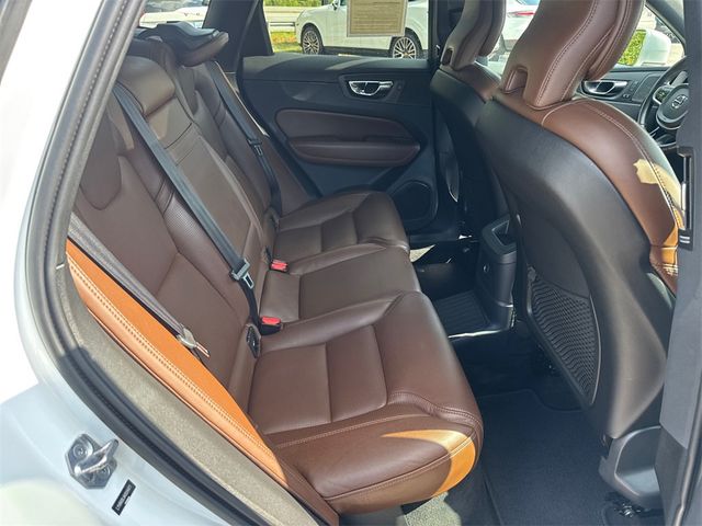 2019 Volvo XC60 T8 eAWD Plug-In Hybrid Inscription - 22914501 - 14