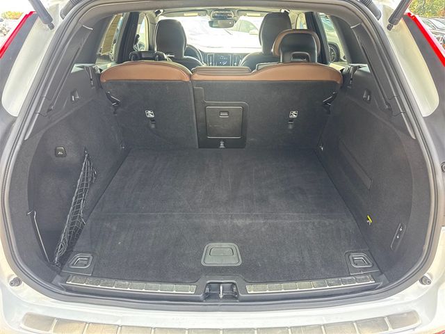2019 Volvo XC60 T8 eAWD Plug-In Hybrid Inscription - 22914501 - 17