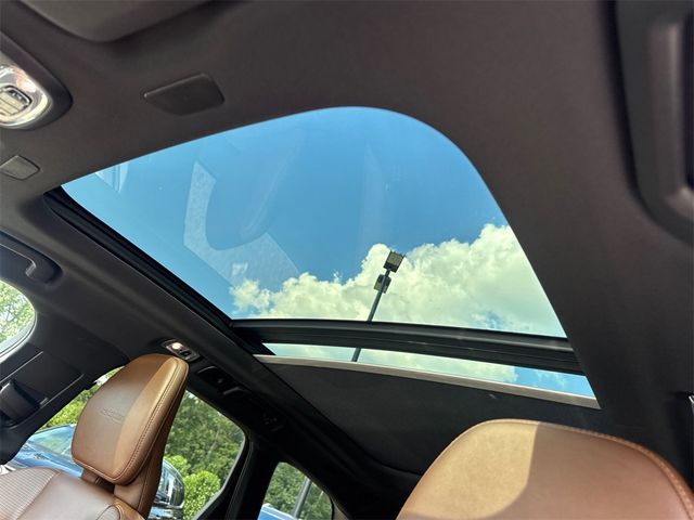 2019 Volvo XC60 T8 eAWD Plug-In Hybrid Inscription - 22914501 - 31