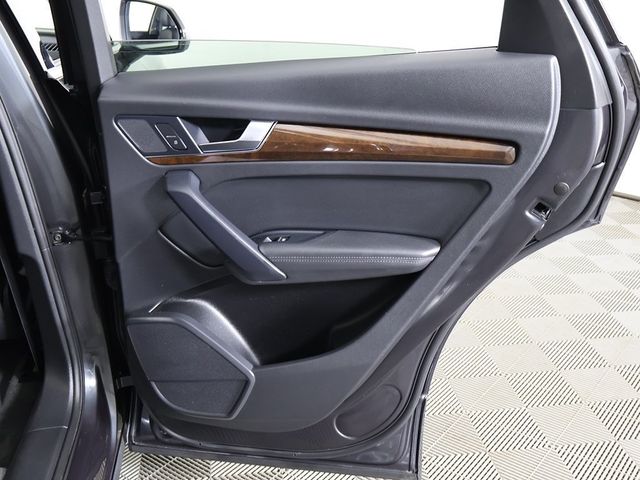 2020 Audi Q5 Premium Plus 45 TFSI quattro - 22914239 - 26