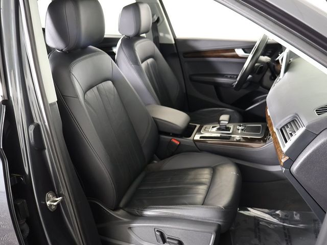 2020 Audi Q5 Premium Plus 45 TFSI quattro - 22914239 - 32