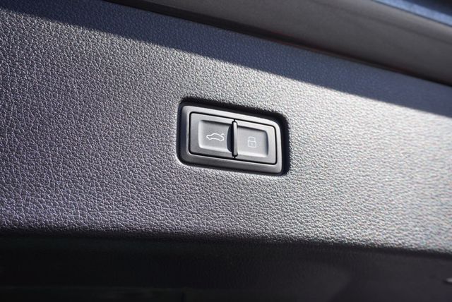 2020 Audi Q8 Premium Plus 55 TFSI quattro - 22934691 - 24