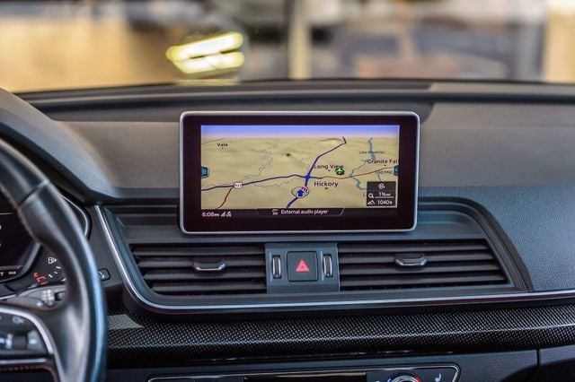 2020 Audi SQ5 SQ5 PREMIUM PLUS - QUANTUM GRAY ON RED LEATHER - NAV - PANO ROOF - 22908649 - 28