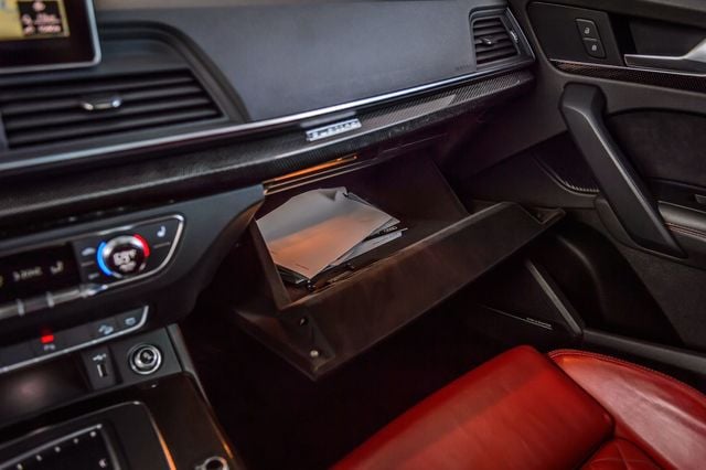 2020 Audi SQ5 SQ5 PREMIUM PLUS - QUANTUM GRAY ON RED LEATHER - NAV - PANO ROOF - 22908649 - 34
