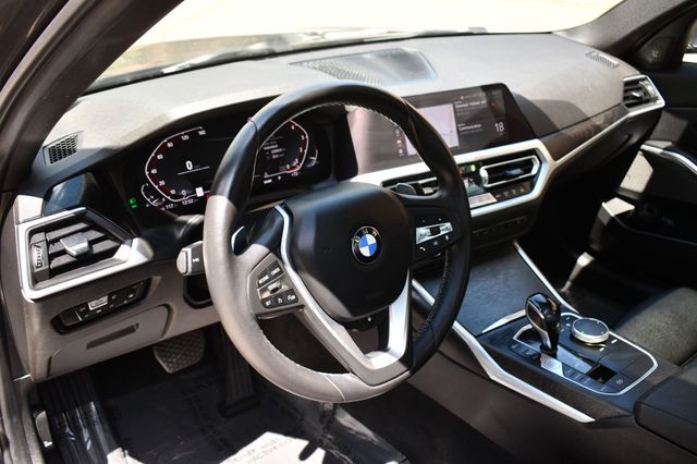 2020 BMW 3 Series 330i xDrive - 22396624 - 24