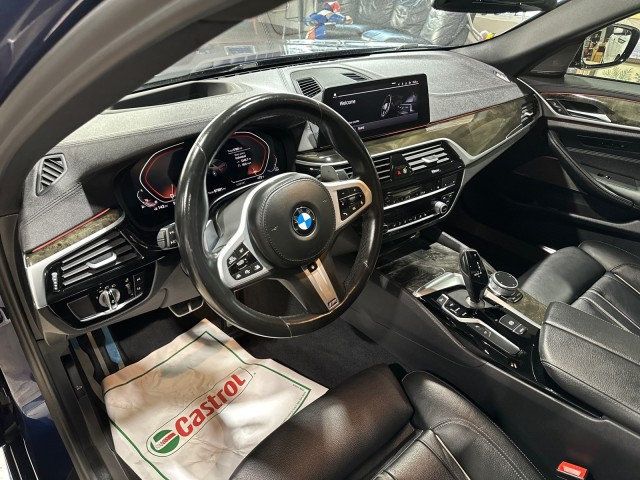 2020 BMW 5 Series M550i xDrive - 22382016 - 9