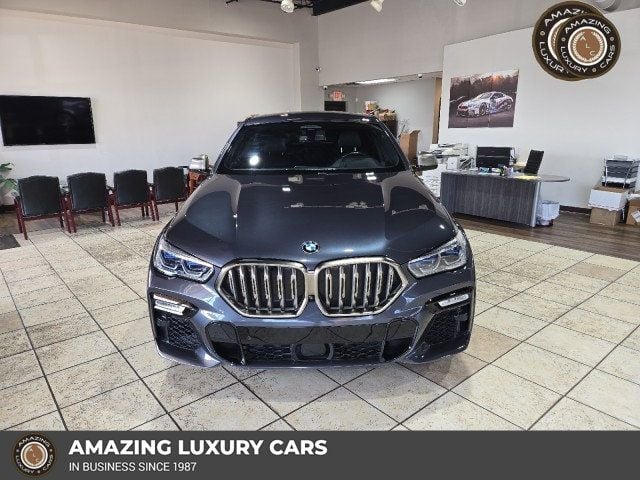 2020 BMW X6 M50i's photo