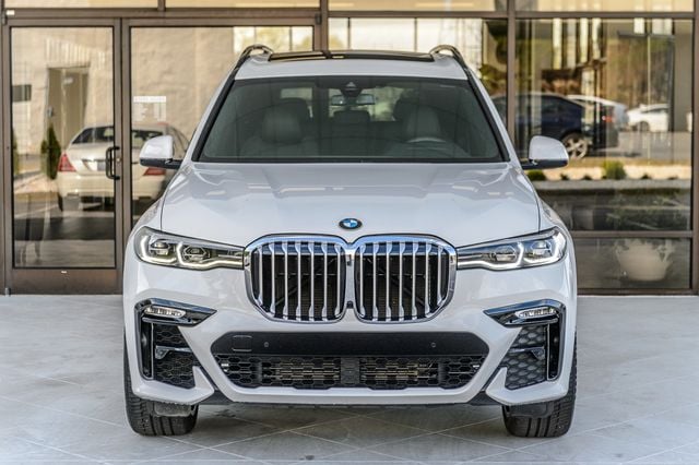 2020 BMW X7 M SPORT - NAV - PANO ROOF - THIRD ROW - ONE OWNER - GORGEOUS - 22376437 - 4