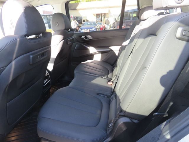 2020 BMW X7 xDrive40i Sports Activity Vehicle - 22938578 - 9