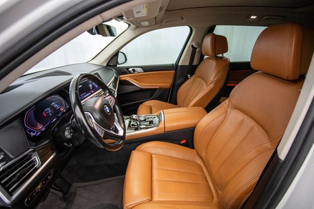 2020 BMW X7 xDrive40i Sports Activity Vehicle - 22937903 - 17