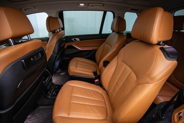 2020 BMW X7 xDrive40i Sports Activity Vehicle - 22937903 - 23
