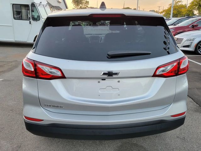 2020 Chevrolet Equinox LS Sport Utility 4D - 22936342 - 10