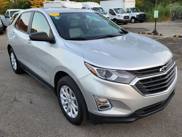 2020 Chevrolet Equinox LS Sport Utility 4D - 22936342 - 12