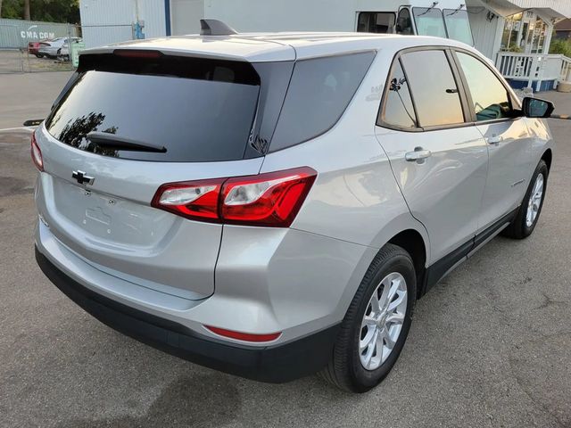 2020 Chevrolet Equinox LS Sport Utility 4D - 22936342 - 14