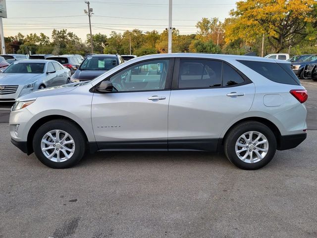 2020 Chevrolet Equinox LS Sport Utility 4D - 22936342 - 6