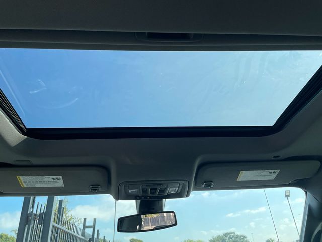 2020 Chevrolet Silverado 1500 4WD Crew Cab 147" LTZ - 22937959 - 11