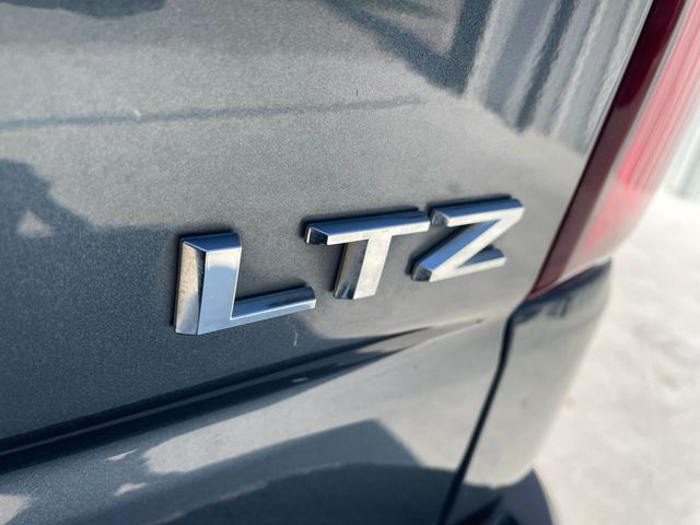 2020 Chevrolet Silverado 1500 4WD Crew Cab 147" LTZ - 22937959 - 6