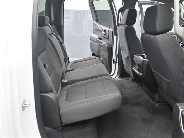 2020 Chevrolet Silverado 1500 4WD Crew Cab 147" RST - 22882534 - 19