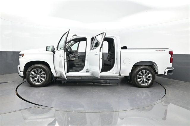 2020 Chevrolet Silverado 1500 4WD Crew Cab 147" RST - 22882534 - 29
