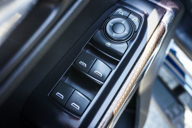 2020 Chevrolet Silverado 1500 4WD Crew Cab 157" RST - 22839270 - 34