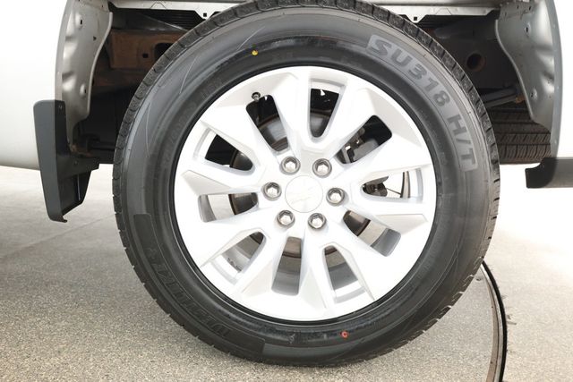 2020 Chevrolet Silverado 1500 4WD Double Cab 147'' Custom with Value Package - 22932595 - 6
