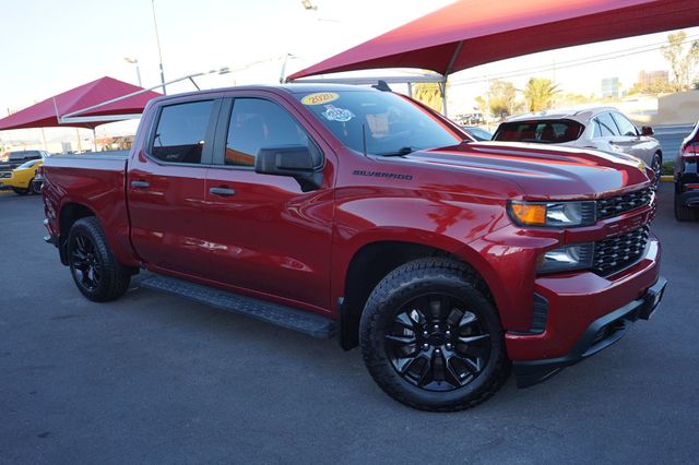 2020 Chevrolet Silverado 1500 CUSTOM, PREMIUM WHEELS, RUNNING BOARDS, TOWING PACKAGE - 22936834 - 1