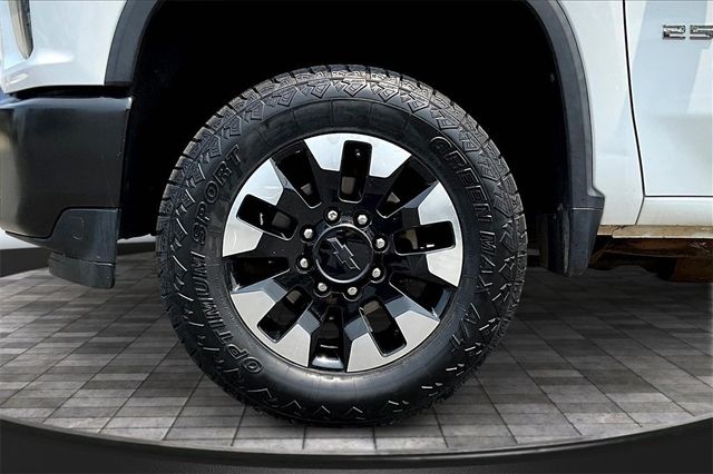 2020 Chevrolet Silverado 2500HD 4WD Crew Cab 159" Custom - 22939136 - 33