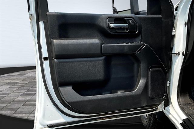 2020 Chevrolet Silverado 2500HD 4WD Crew Cab 159" Custom - 22939136 - 8