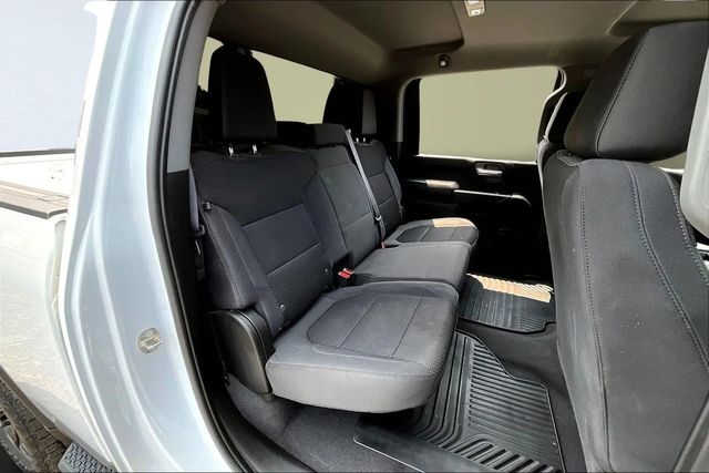 2020 Chevrolet Silverado 2500HD Custom Pickup 4D 6 1/2 ft - 22866084 - 11