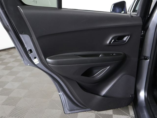 2020 Chevrolet Trax AWD 4dr LS - 22933878 - 20