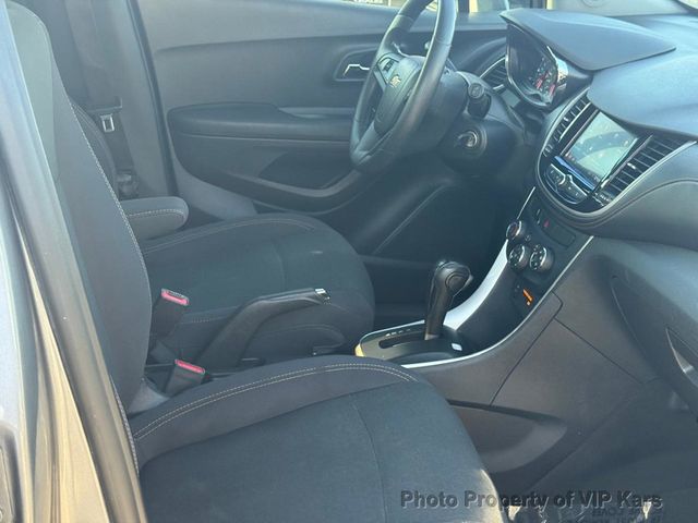 2020 Chevrolet Trax FWD 4dr LS - 22909119 - 11