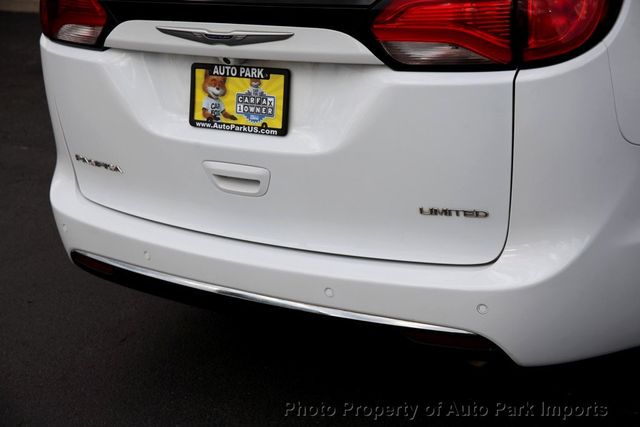 2020 Chrysler Pacifica Limited FWD - 22391201 - 21