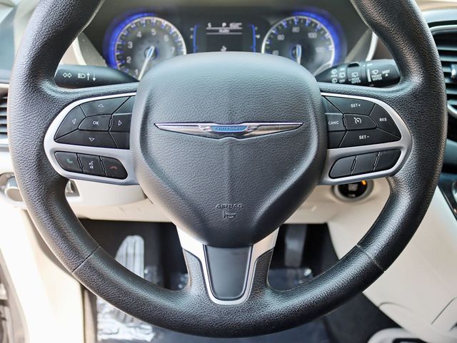 2020 Chrysler Voyager LXi FWD - 22863638 - 11