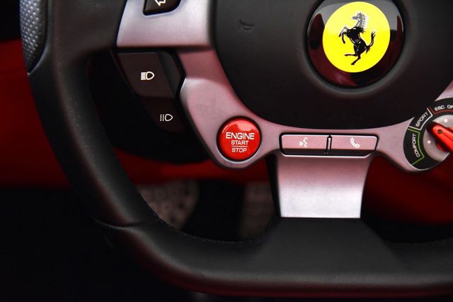 2020 Ferrari PORTOFINO Convertible - 22411760 - 22