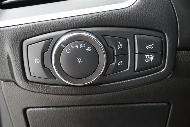 2020 Ford Edge  - 22889187 - 24