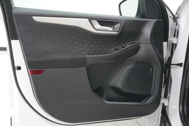 2020 Ford Escape SE FWD - 22879585 - 11