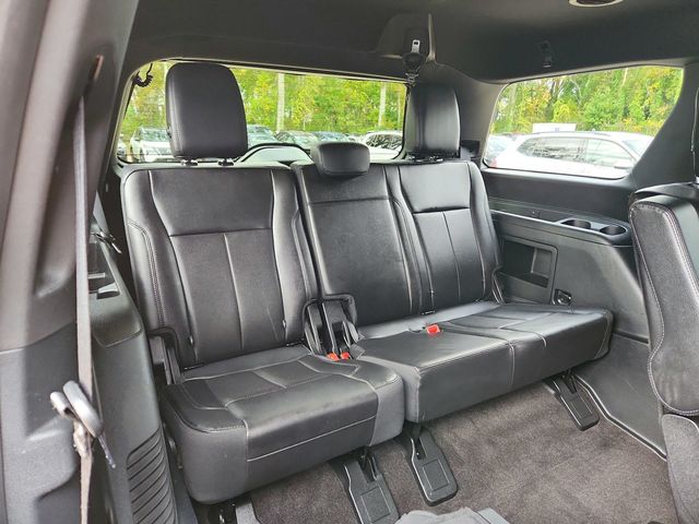 2020 Ford Expedition XLT 4x4 with Equipment Group 202A, HD Trailer Tow & Voice Nav - 22934214 - 12