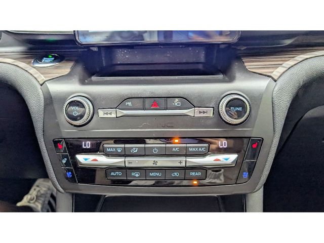 2020 Ford Explorer Limited 4WD - 22879017 - 29