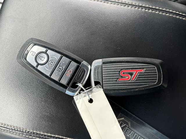 2020 Ford Explorer ST 4WD - 22816834 - 29