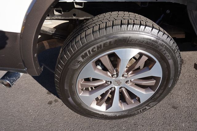 2020 Ford F-150 KING RANCH, 4X4, PANORAMIC MOON ROOF, LEATHER SEATS, TOW PKG - 22939627 - 13