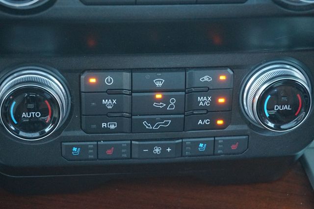 2020 Ford F-150 KING RANCH, 4X4, PANORAMIC MOON ROOF, LEATHER SEATS, TOW PKG - 22939627 - 39