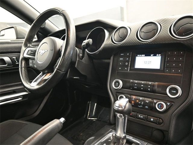 2020 Ford Mustang EcoBoost Fastback - 22930323 - 13