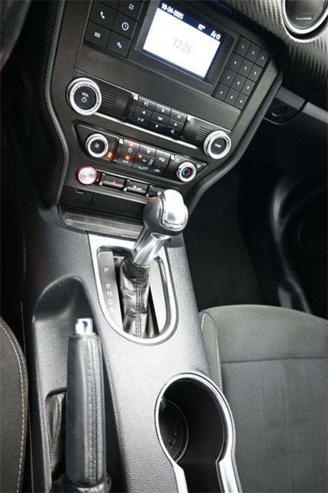 2020 Ford Mustang EcoBoost Fastback - 22930323 - 16