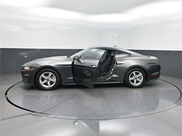 2020 Ford Mustang EcoBoost Fastback - 22930323 - 34