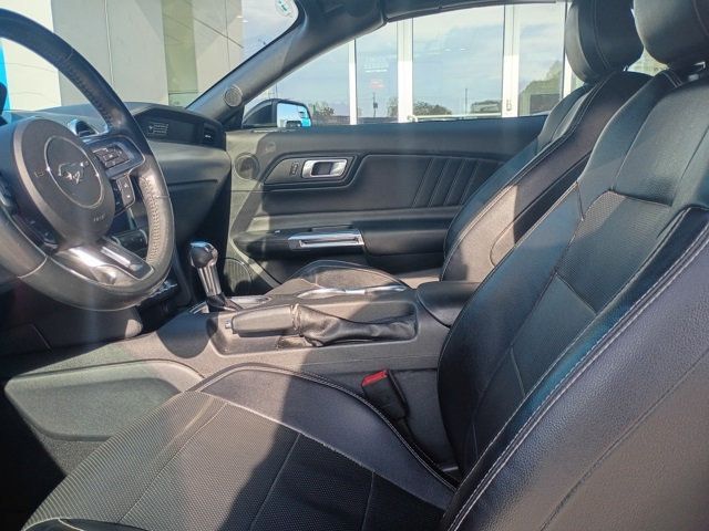 2020 Ford Mustang EcoBoost Premium Convertible - 22900257 - 8