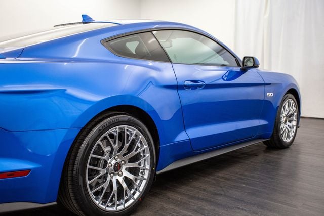 2020 Ford Mustang GT Fastback - 22393657 - 28